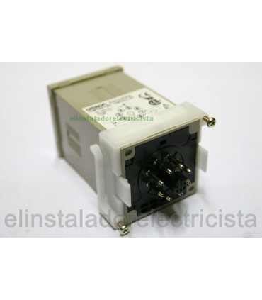  Omron  E5C2-R20P-D 240AC 0-300